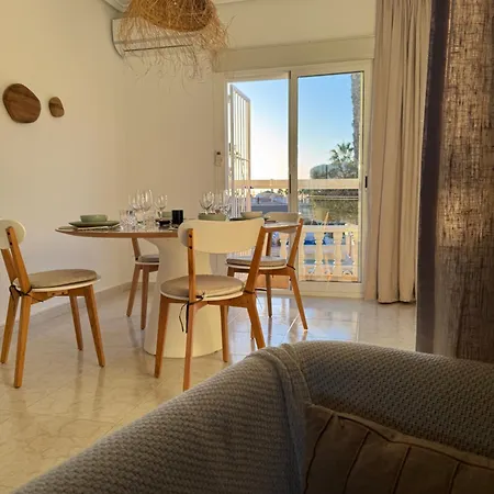 Casa Macarena 02 Holiday home