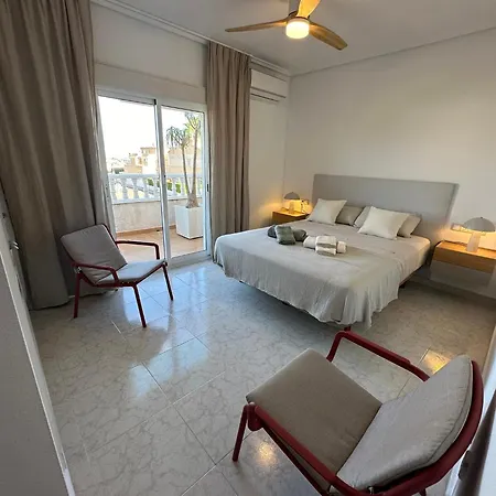Casa Macarena 02 Holiday home